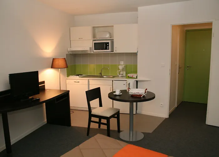 Nemea Appart Hotel Home Suite Nancy Centre