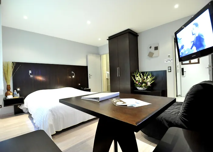 Logis Cottage Hotel Vandœuvre-lès-Nancy