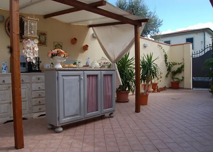 Hotel La Papaya Marina Di Pisa