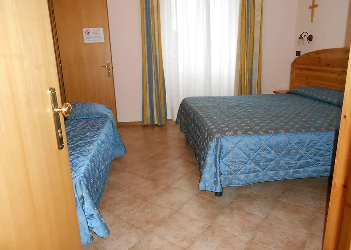 Hotel Vittoria Riva del Garda