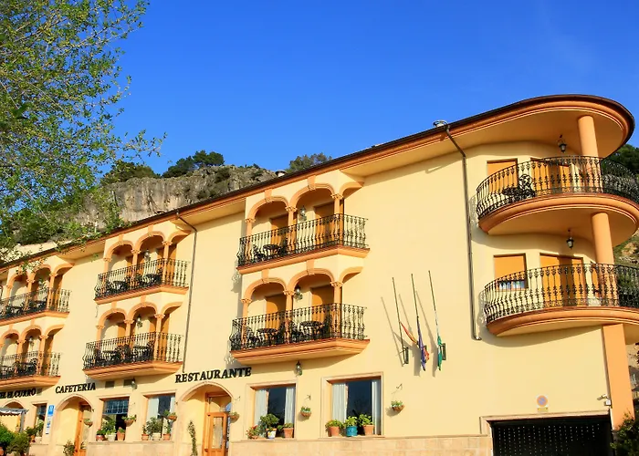 Hotel El Curro Burunchel