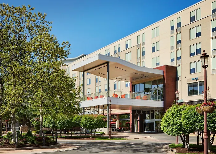 Aloft Leawood-Overland Park