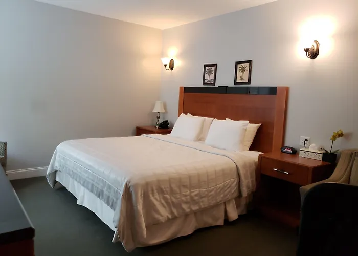 Crescent Suites Hotel Waltham