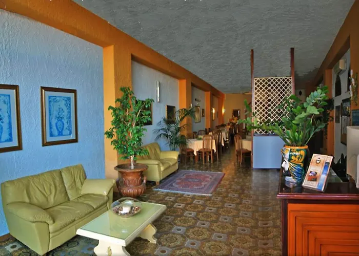 Hotel Costa Azzurra Giardini Naxos