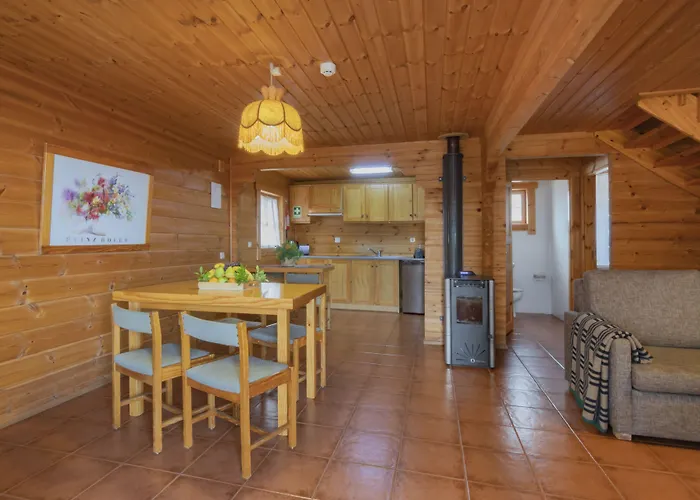 Luna Chalets Da Montanha - Serra Da Estrela Covilhã