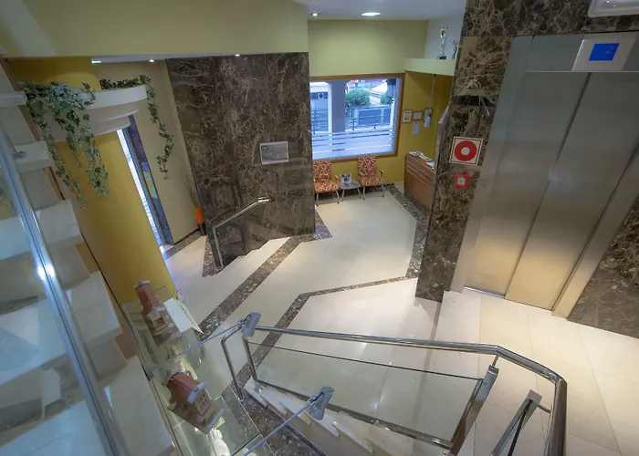 Aparthotel Arenteiro O Carballiño