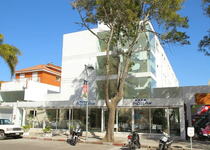 Aqua Hotel