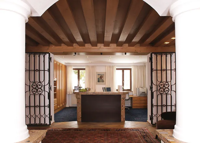 Hinterwies – Ski In / Lodge / Dine
