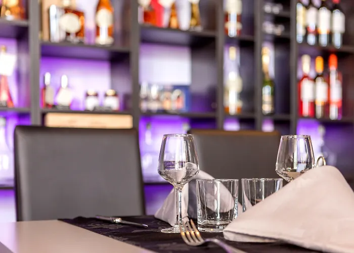 Hôtel Restaurant de l'Ecu Jonzac