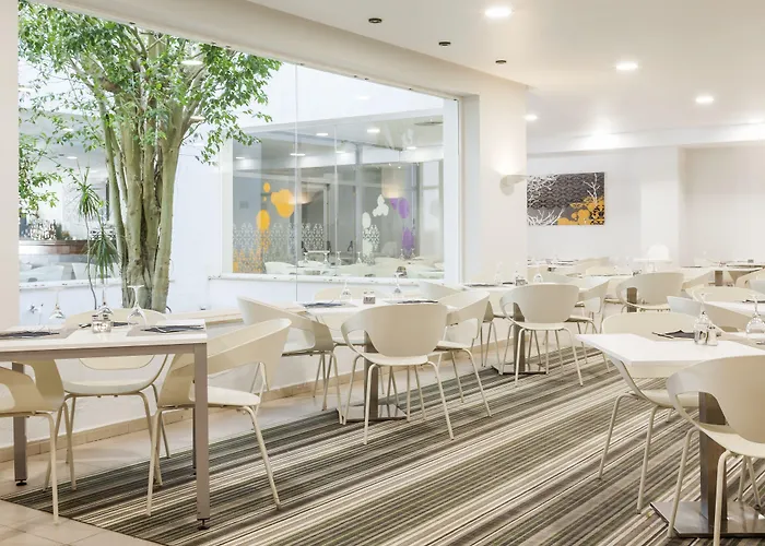 Aparthotel Ilunion Menorca Cala Galdana 