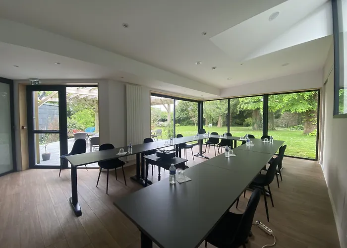 Le Clos Du Pontic Logis et Cit'Hotel Landerneau
