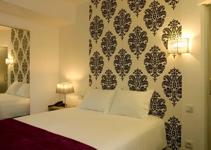Hotel Genesis