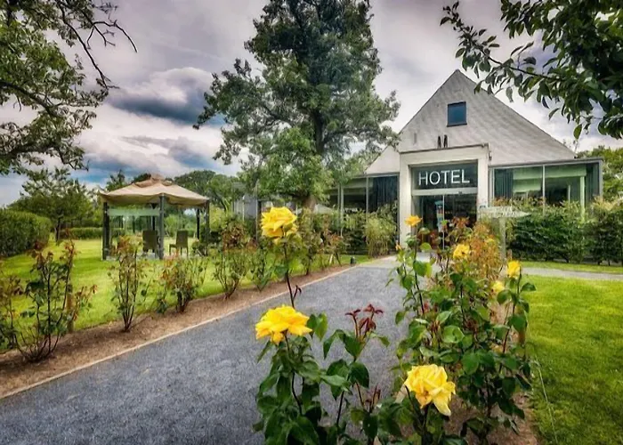 Cleythil Hotel