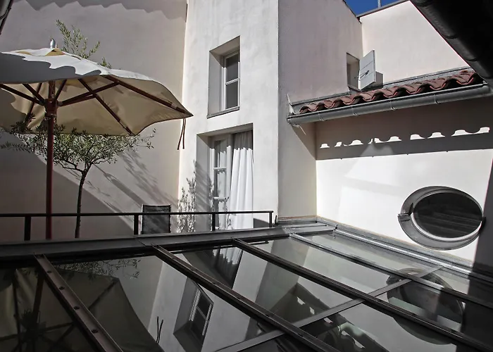 La Maison Sur La Sorgue - Esprit de France LʼIsle-sur-la-Sorgue