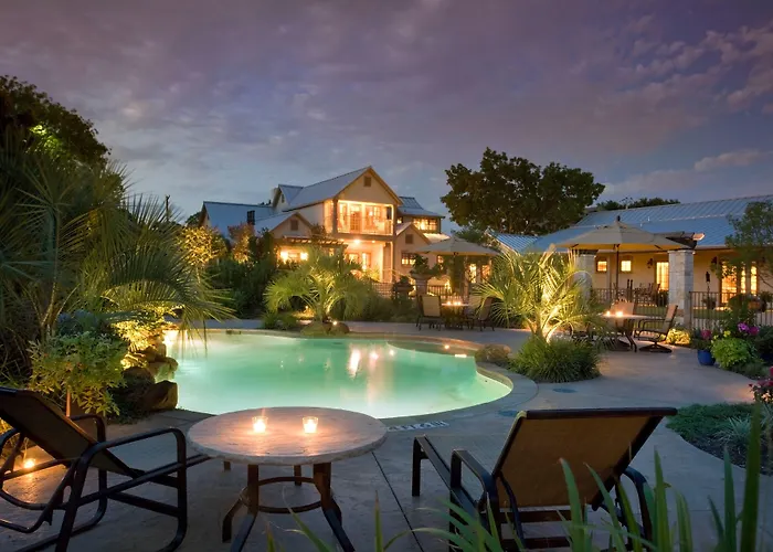 Inn On Lake Granbury A Boutique Hotel