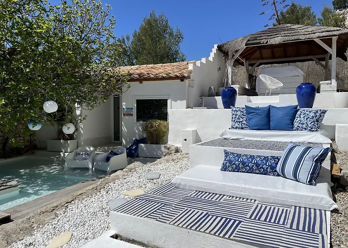 Hotel de La Plage - Mahogany Cassis