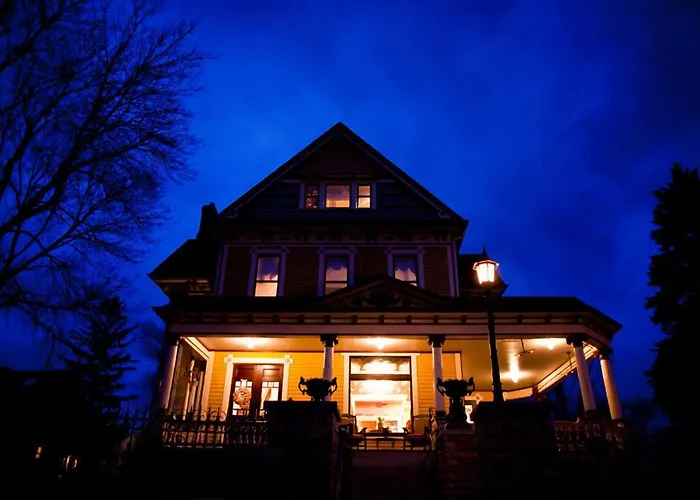 Rivertown Inn