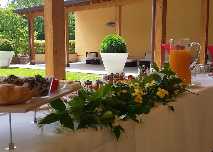Virginia Palace Hotel Garbagnate Milanese