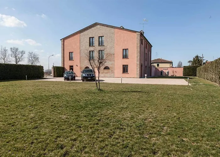 Hotel Residence Diamantina Ferrara