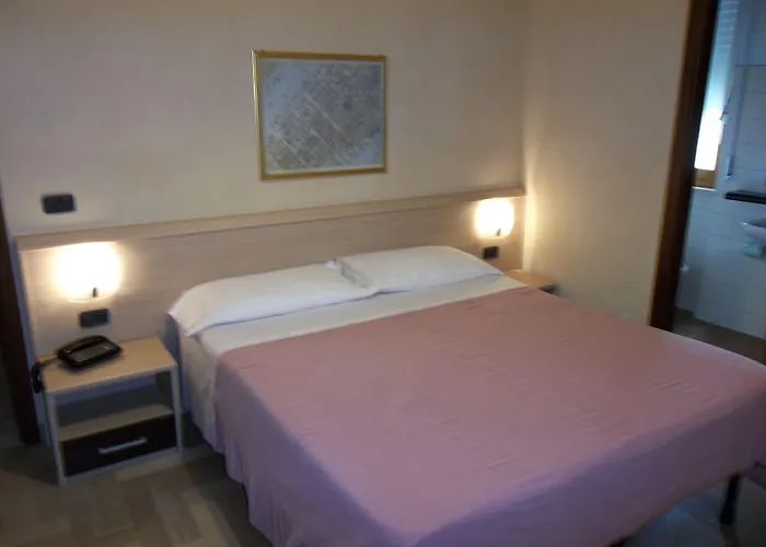 Hotel Bacco Rooms&Breakfast Pietra Ligure