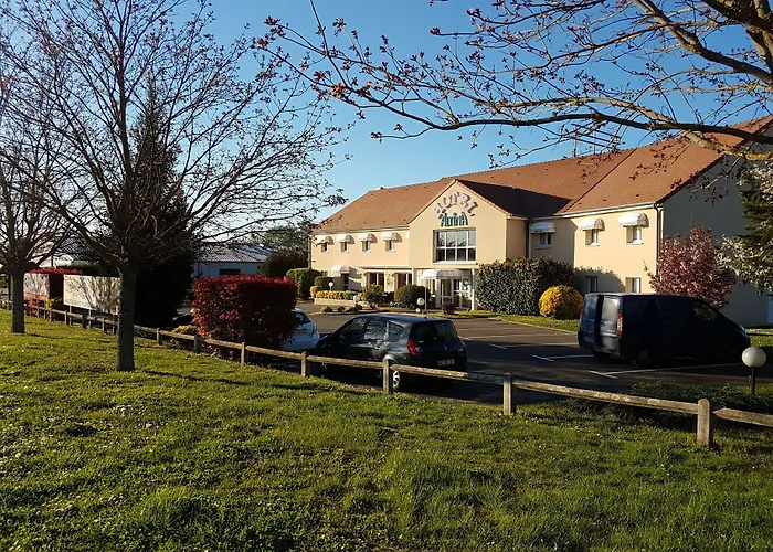 Logis Hotel Altina Pacy-sur-Eure