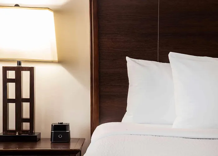 La Quinta By Wyndham Inglewood Hotel