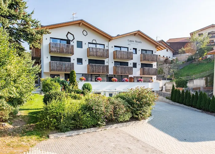 Lapis Monti Apartments & Suites Burgeis