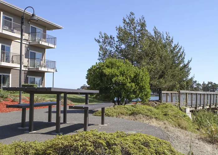 Best Western Plus Bayside Hotel Oakland