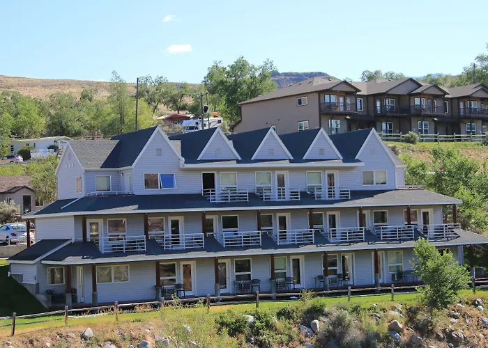 Absaroka Lodge Gardiner