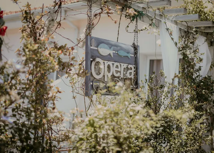 Hotel Opera Larnaka