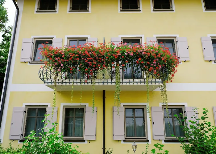 Hotel Neuwirt Sauerlach