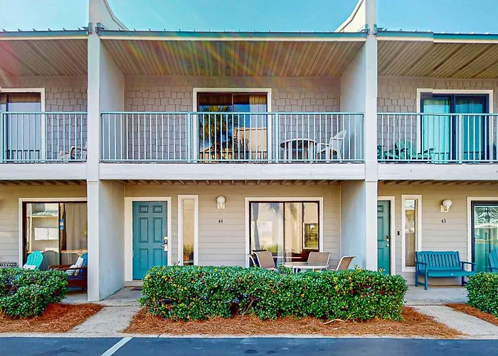 Peach Seashell Apartment Destin