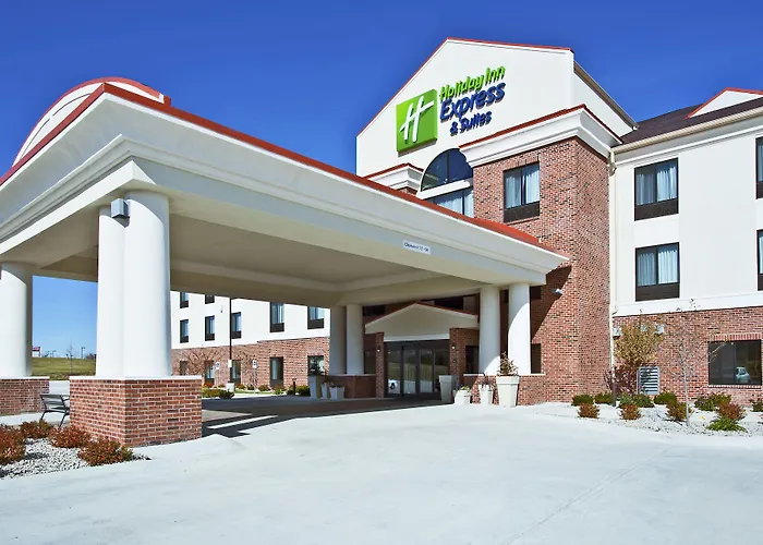 Holiday Inn Express & Suites Springfield By Ihg