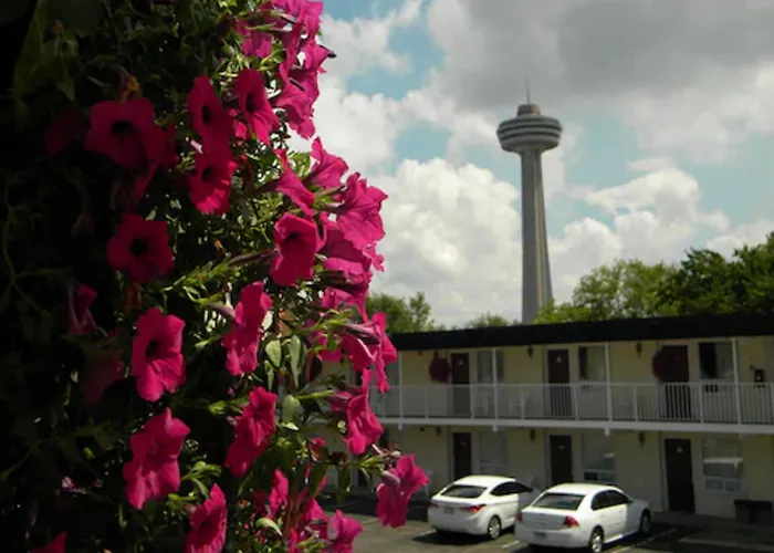 Fairway Inn By The Falls
