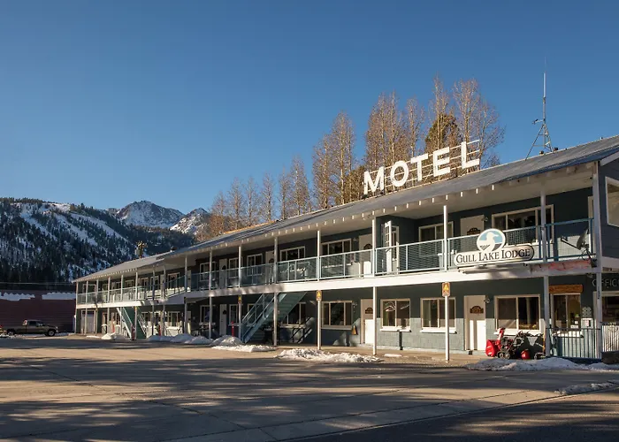 June Lake Hotels