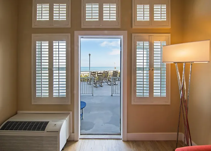 Commander Hotel & Suites Ocean City