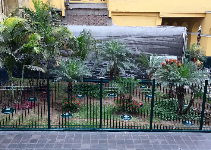 Hospedaje Santa Rosa- Centro Historico Lima