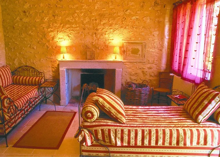 Hôtel Les Orangeries Lussac-les-Châteaux