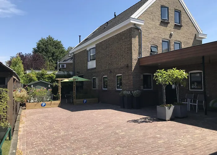 Bed&Breakfast Maasland