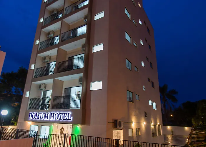 Domum Hotel