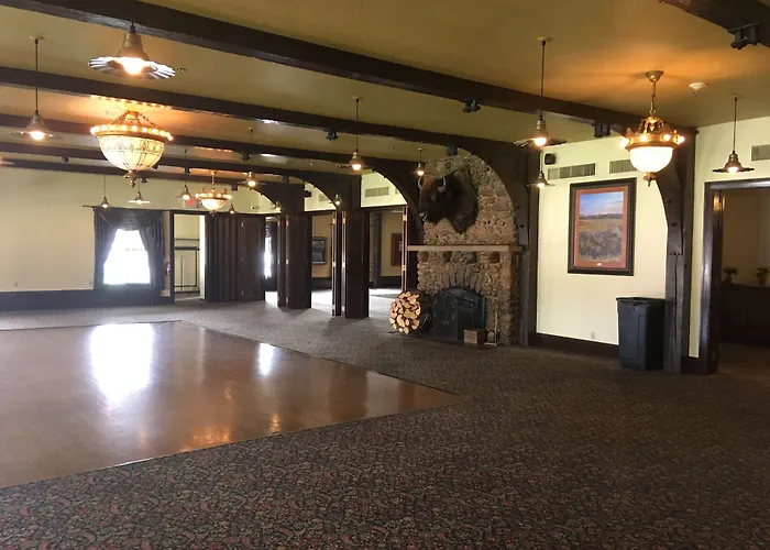 Sheridan Inn - Best Western Signature Collection