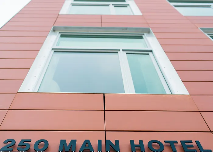 250 Main Hotel Rockland