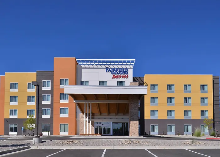 Fairfield Inn & Suites Farmington