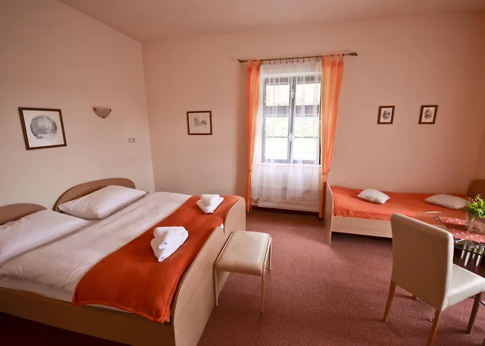 Hotel Paradies