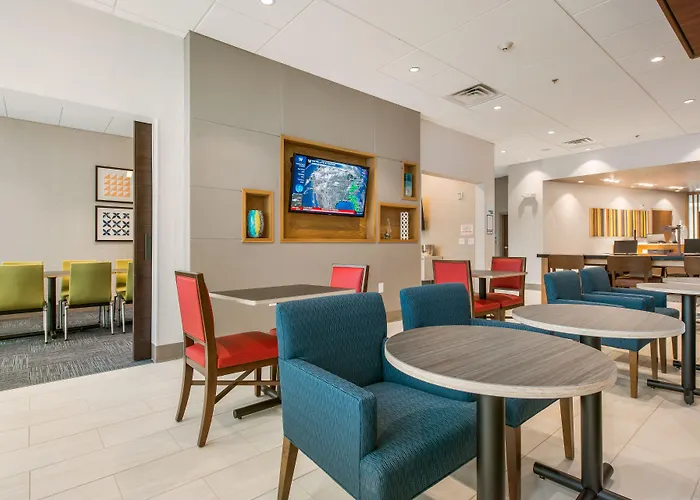 Holiday Inn Express & Suites - Carrollton West By Ihg