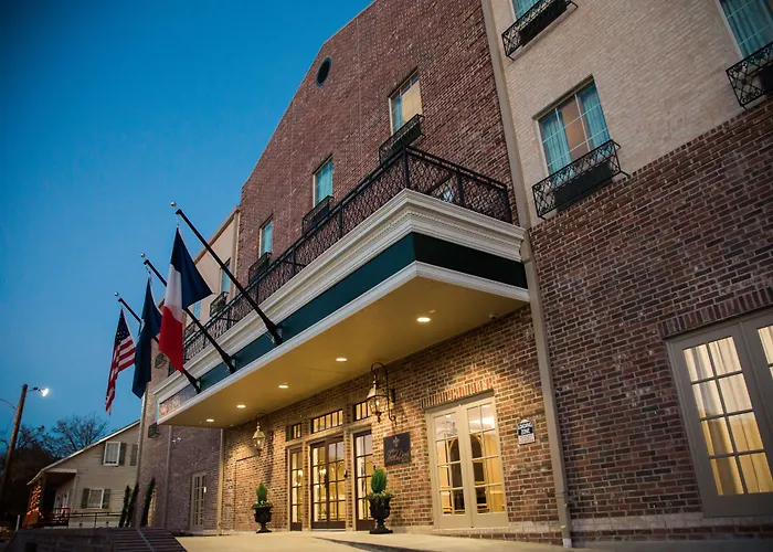 Chateau Saint Denis Hotel Natchitoches