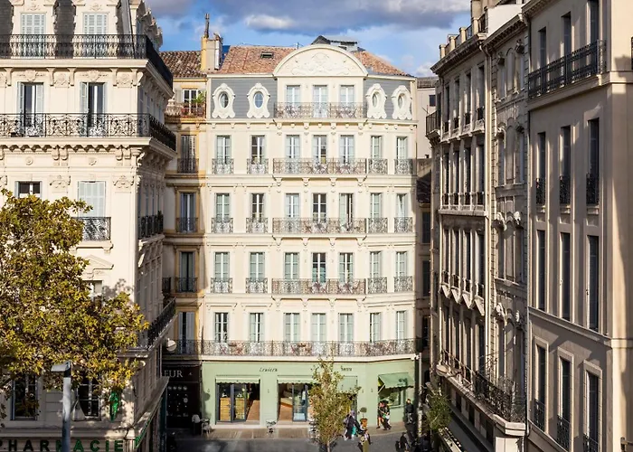 Hotel Amista Marseilles