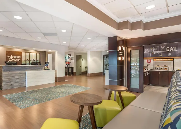 Hampton Inn Fort Myers-Airport & I-75
