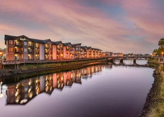 Kathryn Riverfront Inn, An Ascend Collection Hotel Seaside