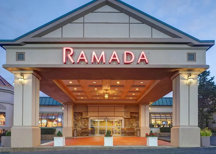 Ramada By Wyndham State College Hotel & Conference Center
